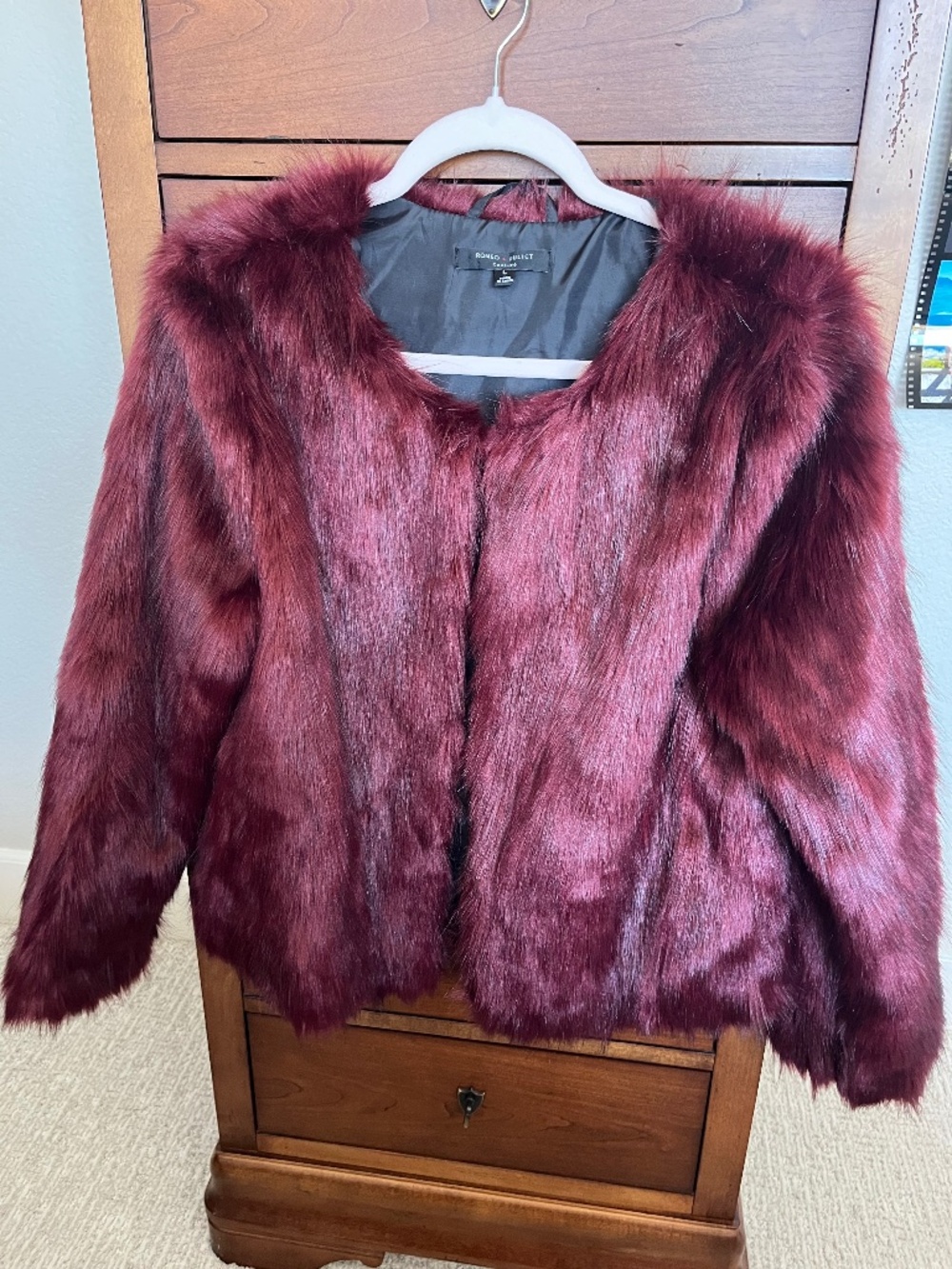 Romeo & Juliet Couture Burgundy Faux Fur Jacket Size L